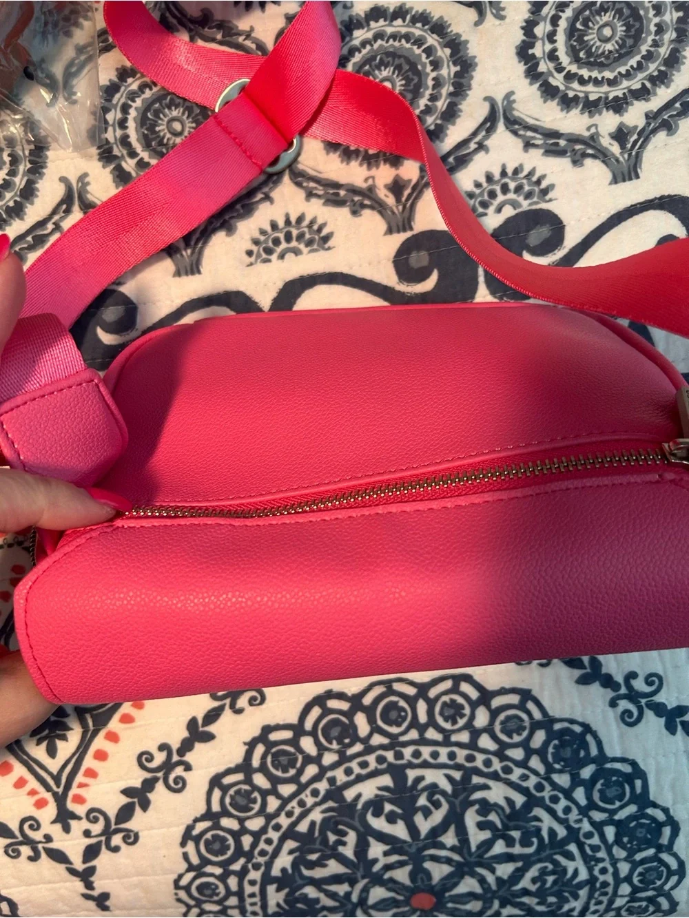 Freshly Picked Classic crossbody bag